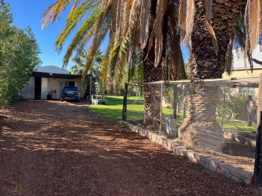 4 Bedroom Property for Sale in Kanoneiland Northern Cape